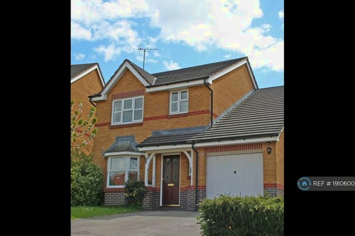 4 Bedroom Detached House To Rent In Hopkins Close, Thornbury, Bristol, BS35