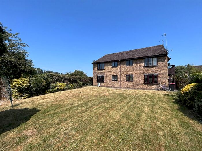 1 Bedroom Flat To Rent In Field Close, Northwich, CW8