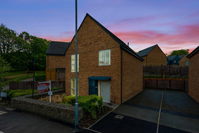 4 Bedroom Detached House For Sale In Riverside Way, Barrowford, BB9