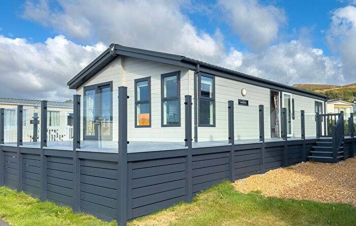 2 Bedroom Park Home For Sale In Nefyn, Pwllheli, LL53