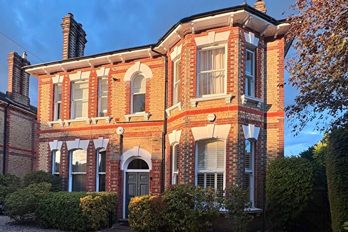 2 Bedroom Flat For Sale In Chilston Road, Kent, Tunbridge Wells, TN4