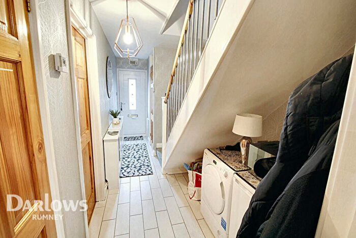 3 Bedroom End Of Terrace House For Sale In Ferntree Drive, Cardiff, CF3