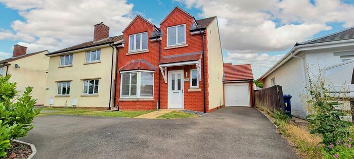 3 Bedroom Detached House To Rent In Cheltenham Road, Bishops Cleeve, Cheltenham, GL52