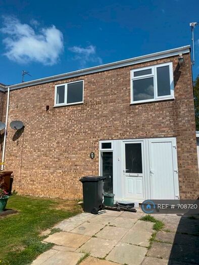 3 Bedroom Terraced House To Rent In Bede Close, Corby, NN18