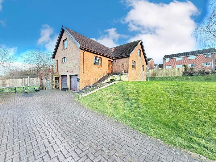 6 Bedroom Detached House For Sale In Three Gables Shieldhill, FK1