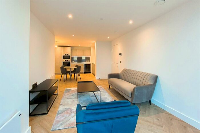 2 Bedroom Apartment To Rent In Elizabeth Tower, M15