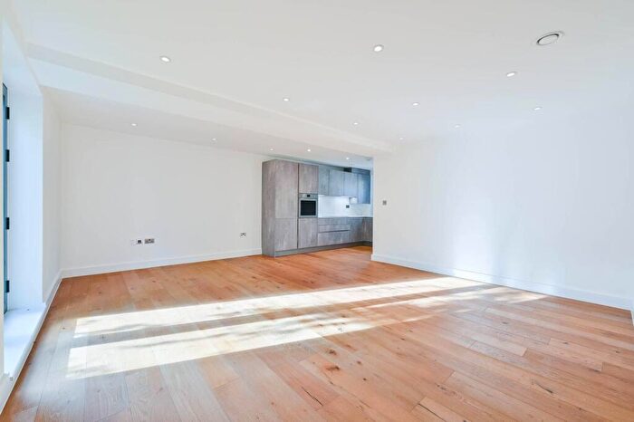 4 Bedroom Flat For Sale In Marquis Road, Camden, London, NW1