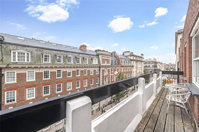 3 Bedroom Flat To Rent In Weymouth Street, Covent Garden, W1W