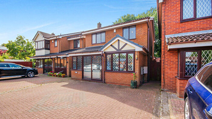 5 Bedroom Detached House To Rent In St Andrews Road, Birmingham, B9