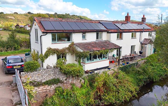 5 Bedroom Detached House For Sale In Ashmoor Drove, Bleadney, Somerset, BA5