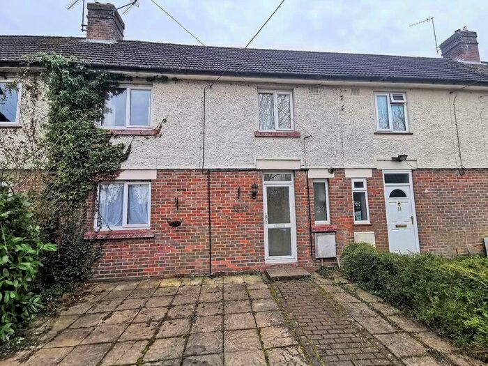 2 Bedroom Terraced House To Rent In Lyndhurst Road, Chesham, HP5