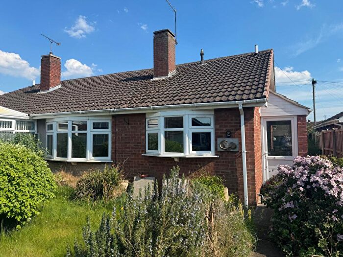 2 Bedroom Semi-Detached Bungalow For Sale In Clifton Way, Retford, DN22