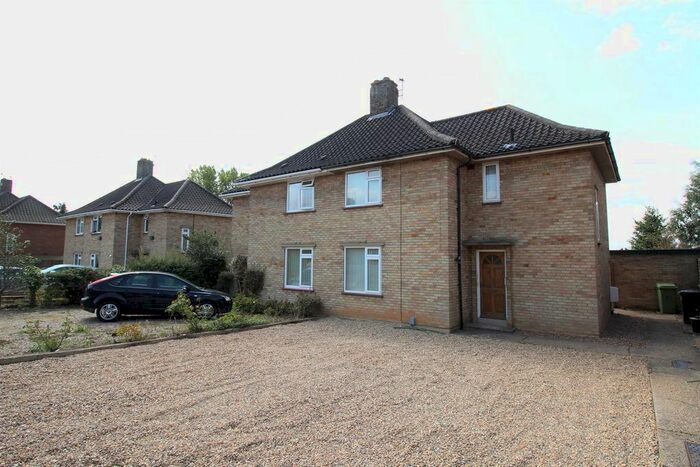 4 Bedroom Semi-Detached House To Rent In Pettus Road, Norwich, NR4