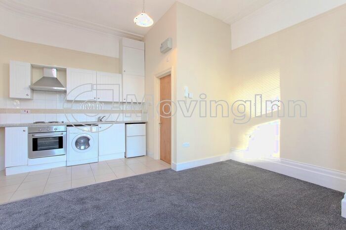 Studio To Rent In Tierney Road, Streatham Hill, SW2