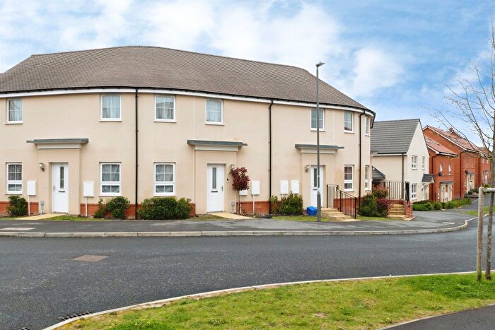 2 Bedroom Maisonette For Sale In Swithin Lane, Buckingham, MK18