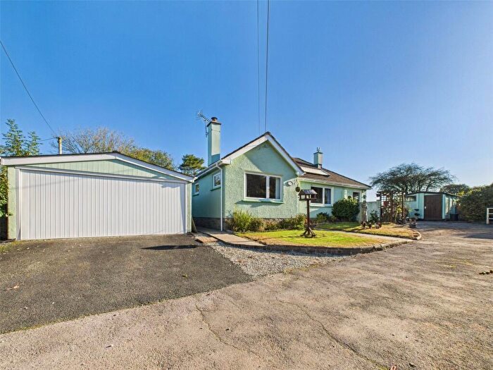 4 Bedroom Bungalow For Sale In , Holsworthy, Devon, EX22