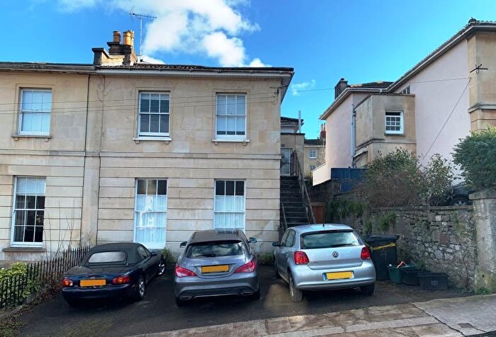 2 Bedroom Flat To Rent In Nugent Hill - Cotham, BS6