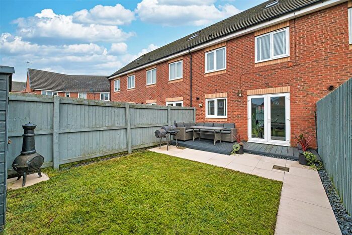 3 Bedroom Town House For Sale In Portland Road, Great Sankey, Warrington, WA5