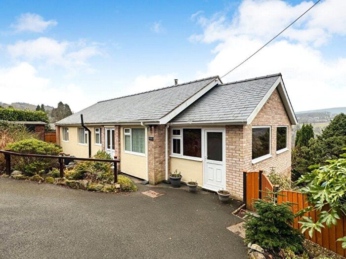3 Bedroom Bungalow For Sale In Bodlondeb Road, Dolgellau, Gwynedd, LL40