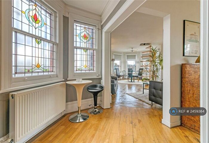 4 Bedroom Flat To Rent In Burgess Park Mansions, London, NW6