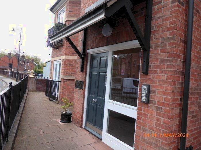 2 Bedroom Flat To Rent In Chester Street, Shrewsbury, SY1