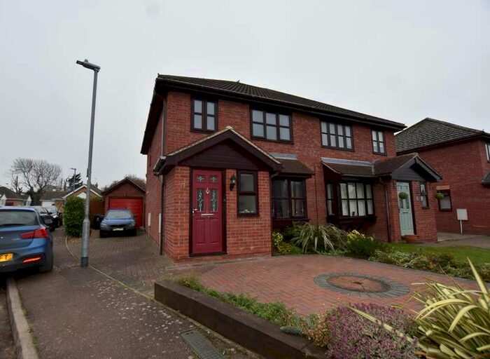 3 Bedroom Semi-Detached House To Rent In Oysters Reach, Brightlingsea, CO7