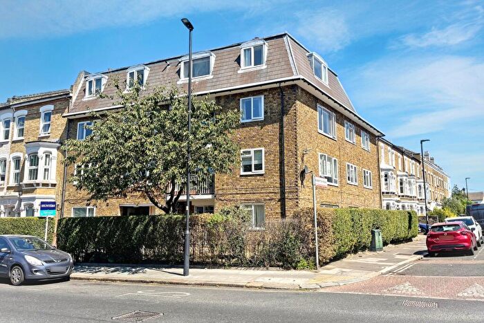 1 Bedroom Flat For Sale In Flat G, Herne Hill Road, Herne Hill, London, SE24