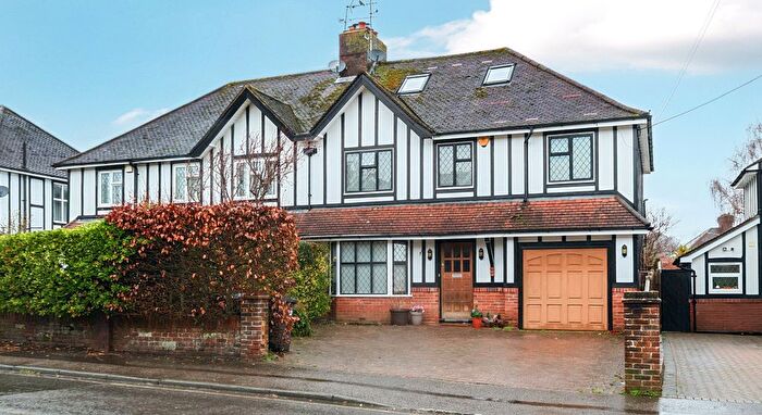 4 Bedroom Semi-Detached House For Sale In Queens Road, Haywards Heath, RH16