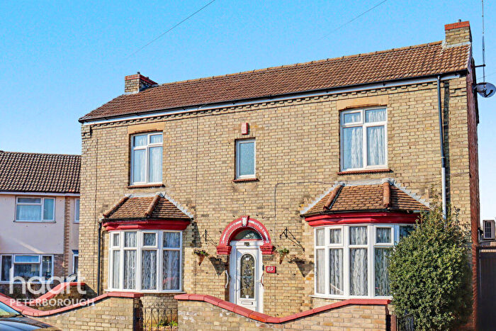 3 Bedroom Detached House For Sale In Scotney Street, New England, PE1