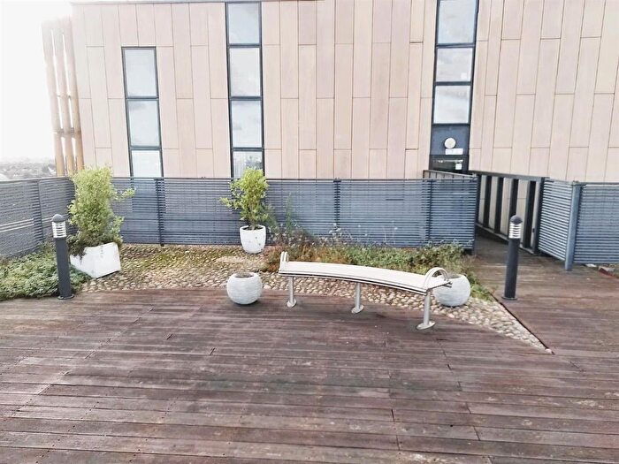 1 Bedroom Flat To Rent In Westgate House, London Road, Isleworth, TW7