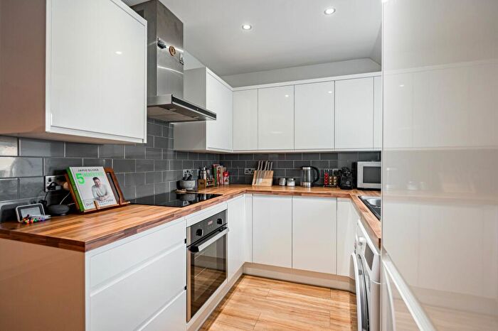 2 Bedroom Apartment For Sale In The Cross, Doune, FK16