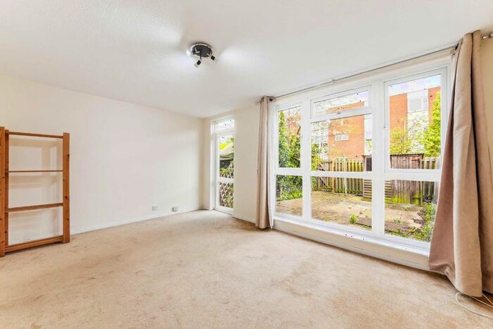 3 Bedroom Terraced House To Rent In Waverton Road, London, SW18