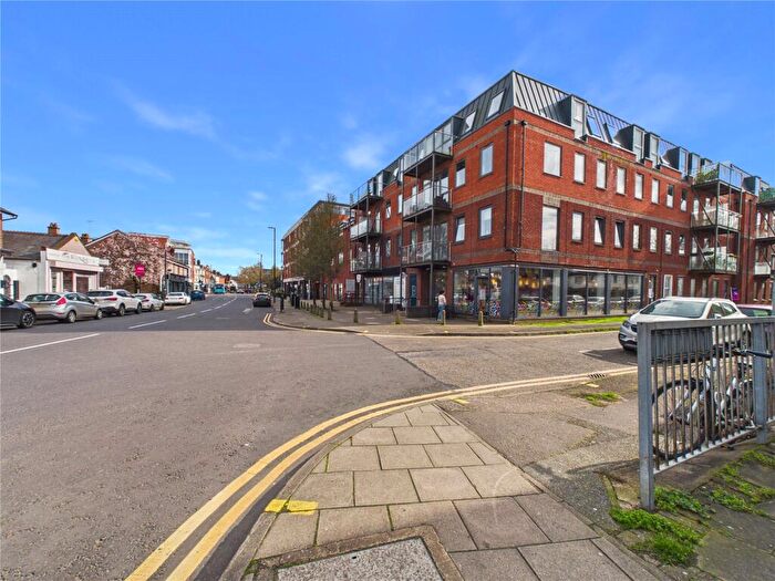 1 Bedroom Apartment For Sale In Rainsford Road, Chelmsford, Essex, CM1