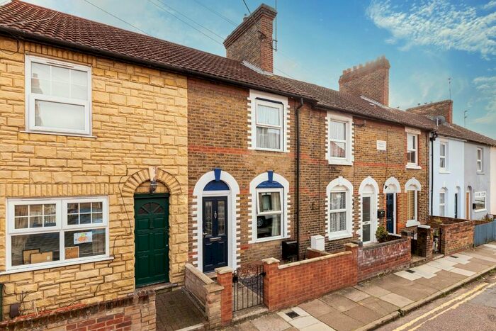 3 Bedroom Terraced House To Rent In Myrtle Grove, Colchester, CO2