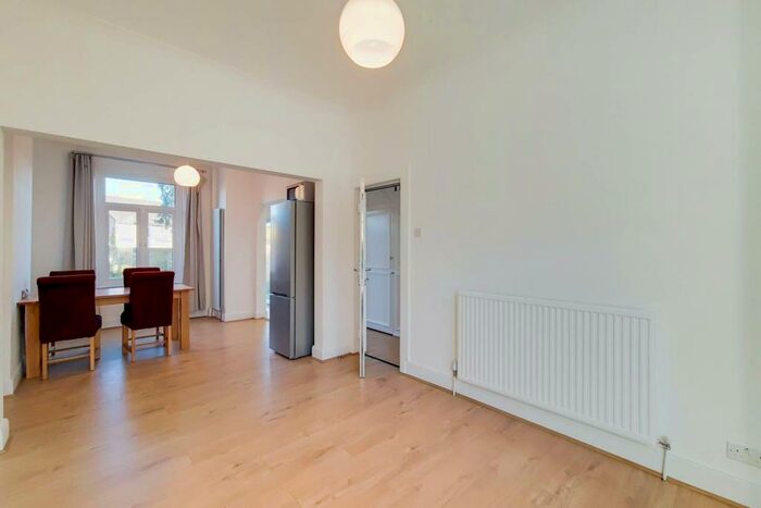3 Bedroom House To Rent In Blandford Road, Beckenham, BR3