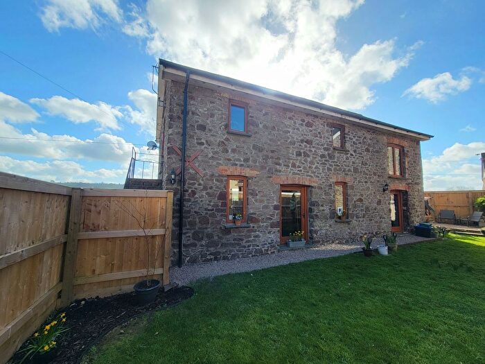3 Bedroom Detached House For Sale In Ash Mill, Higher Week, EX36