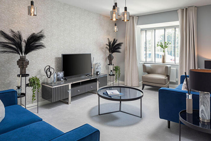 3 Bedroom Detached House For Sale In Woodside Way, Dunmow Grange, CM6