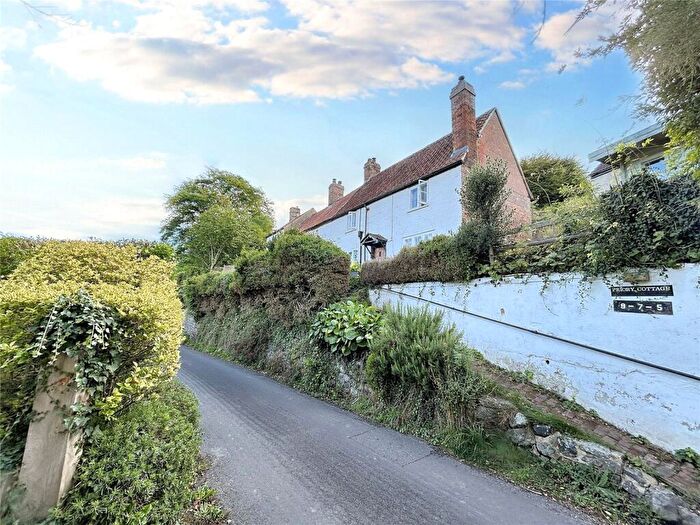2 Bedroom End Of Terrace House To Rent In Priory Cottages, Stradbrook, BA13
