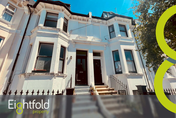 2 Bedroom Maisonette To Rent In Warleigh Road, BN1