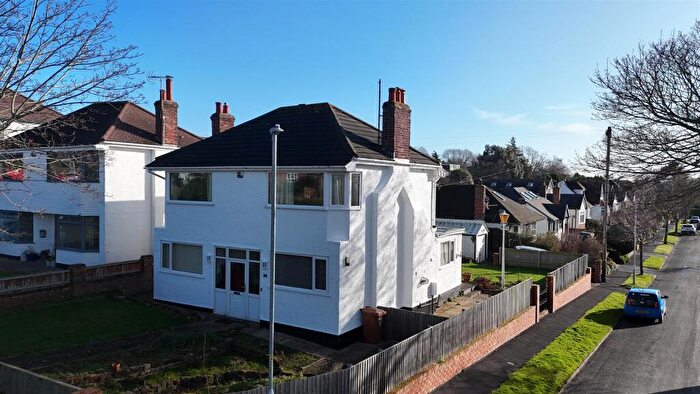 3 Bedroom Detached House For Sale In Westway, Heswall, Wirral, CH60