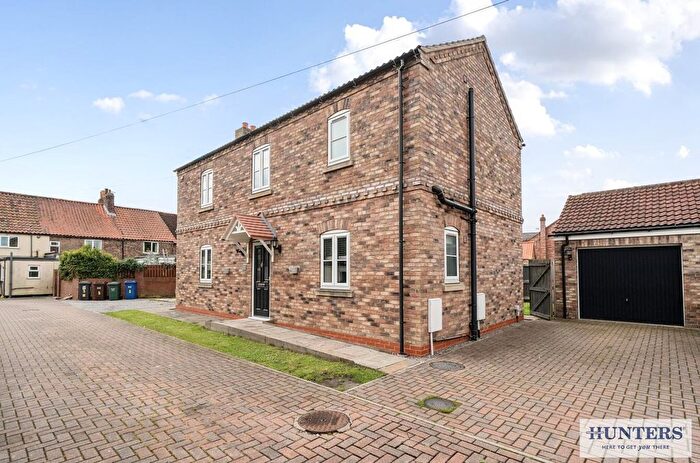 3 Bedroom Detached House For Sale In Water Lane, Hemingbrough, Selby, YO8