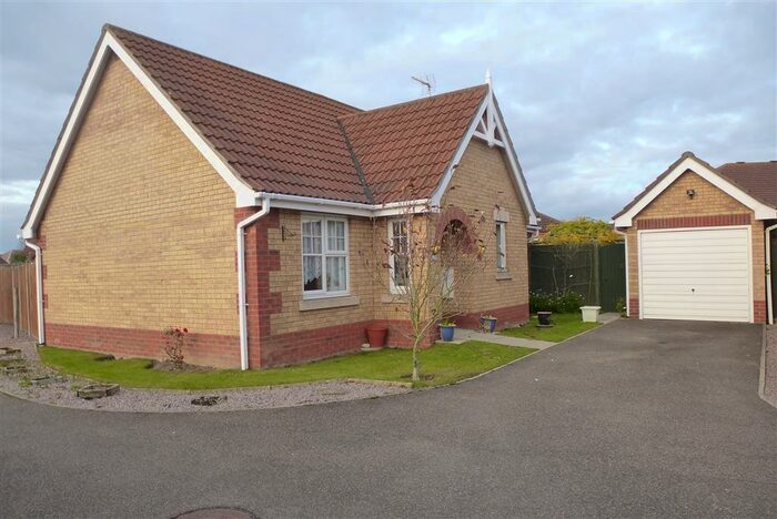 2 Bedroom Bungalow To Rent In Landau Way, March, PE15