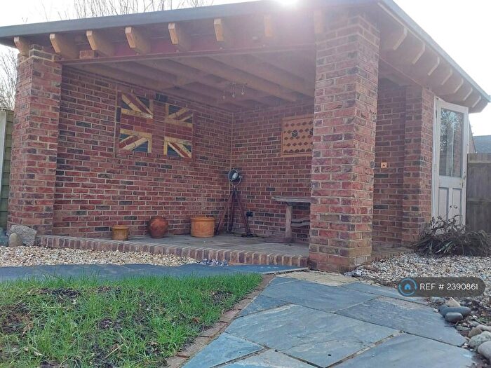 3 Bedroom Detached House To Rent In Wintringham Way, Reading, RG8