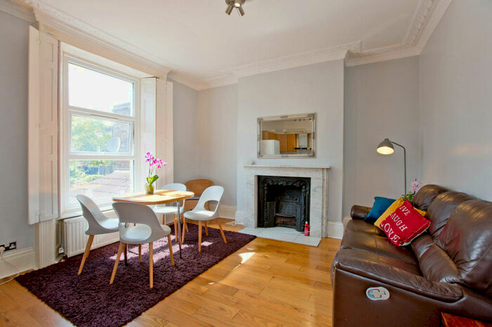 4 Bedroom Terraced House To Rent In Holloway Road, London, N19