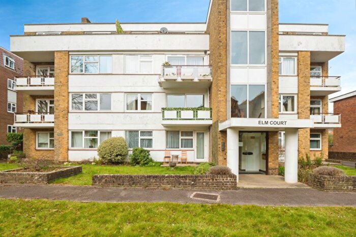 2 Bedroom Flat For Sale In Westwood Road, Southampton, SO17