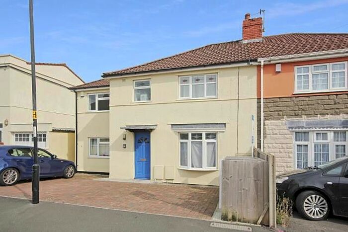 1 Bedroom Flat To Rent In 16 Lewis Road, Bedminster Down, Bristol BS13