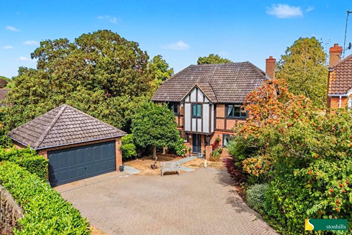 4 Bedroom Detached House For Sale In Tanglewood, Collingtree Park, Northampton, NN4