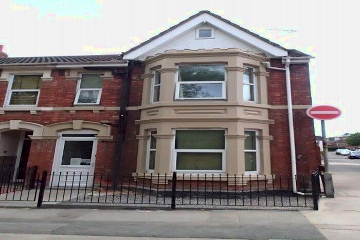 1 Bedroom Flat To Rent In Euclid Street, Swindon, SN1