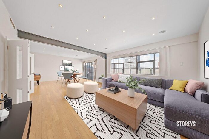 3 Bedroom Flat To Rent In Chocolate Studios, Shoreditch, N1