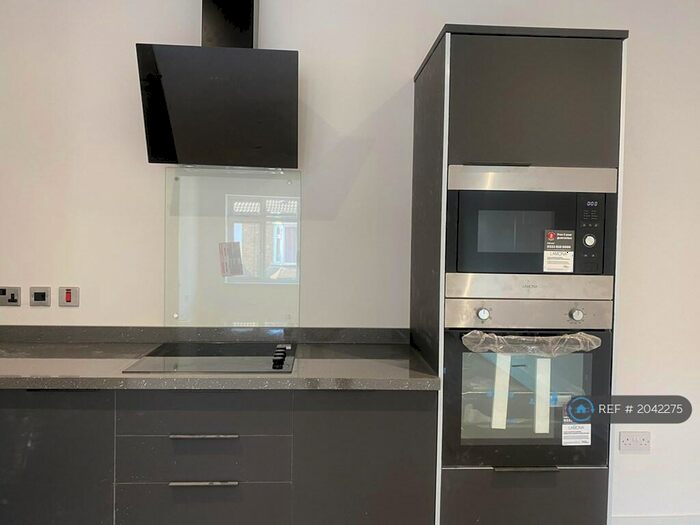 2 Bedroom Flat To Rent In Marlborough Club, Hull, HU5